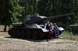luyfig48rt08afom1aus.jpg